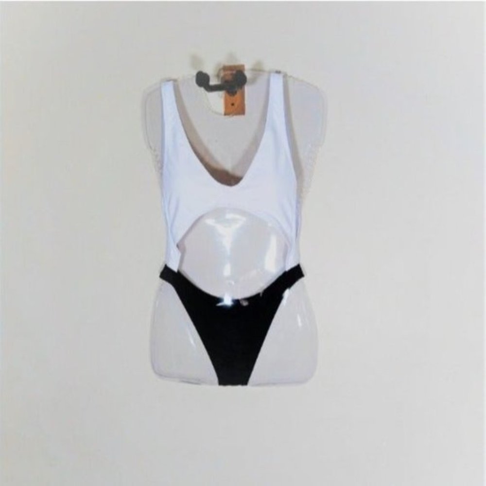 Womens Cutout High Cut One Piece Thong Monokini Black White Swimsuit Small NWOT